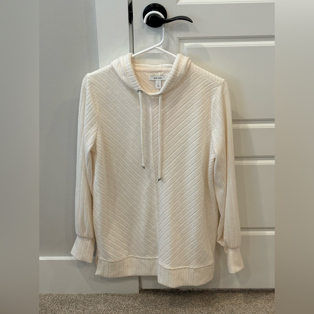 Women’s Nine West Sweater